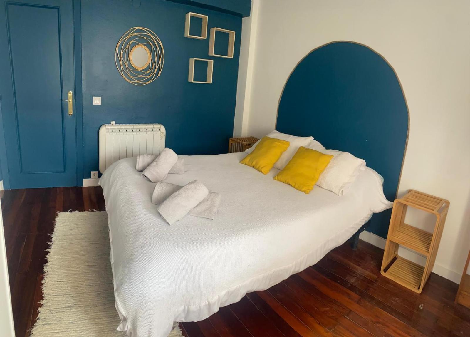 Appartement Avec Terrasse Santoña Екстериор снимка